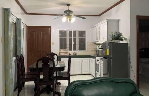 Dipolog House | Powers Holiday vacations/BONGALOW