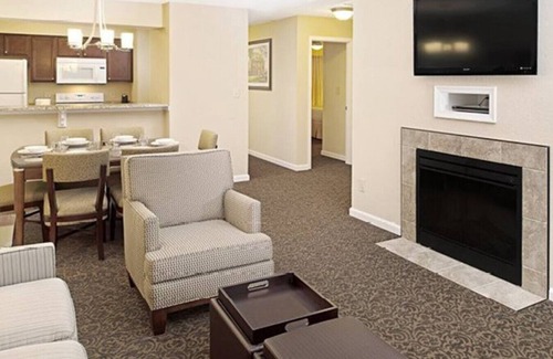 Berkeley Condo | Powhatan 4 bedroom · Colonial Williamsburg Spacious 4 Bedroom Suite!