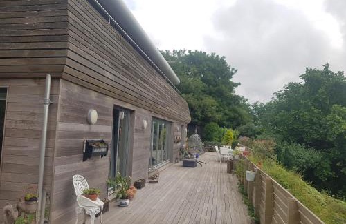 Laugharne Bed & Breakfast | Powis Cottage