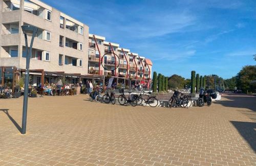 Makkum Apartment | Prachtig appartement direct aan IJsselmeer en strand
