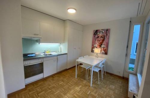 Hochschulen Apartment | Practical studio in the city center - Art 7