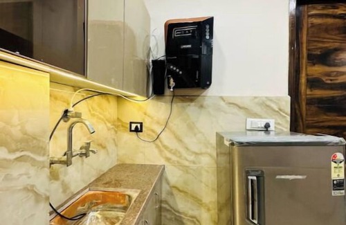 Lajpat Nagar Apartment | Prahar Homes-Entire Buildingnn