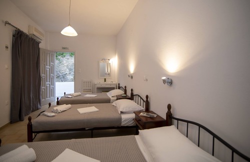 Platis Gialos Bed & Breakfast | Prasini Gonia