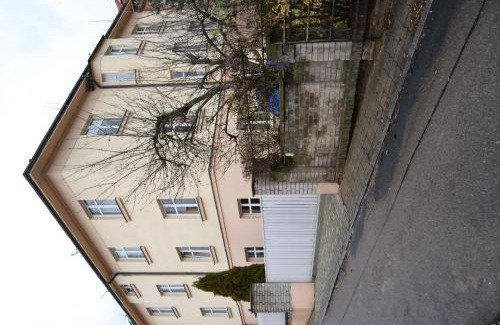 Prague 5 Apartment | Pravouhla