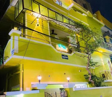 Bhubaneshwar House | Pravuprasad Homestay Family Room