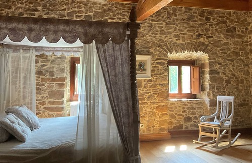 Traslavina Other | Precioso Palacio Horkasitas del S.xvii