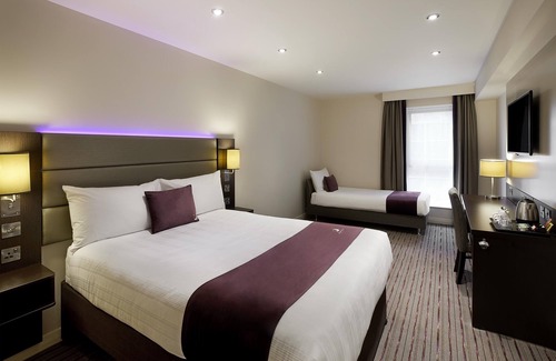 Royal Tunbridge Wells Hotel | Premier Inn Royal Tunbridge Wells