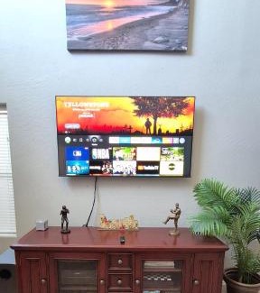 Skyline Ranch House | Premier quite cozy home Wi-Fi & Coffee, San Tan Valley