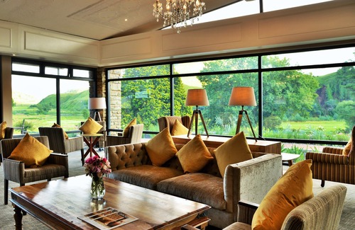 Himeville Hotel | Premier Resort Sani Pass