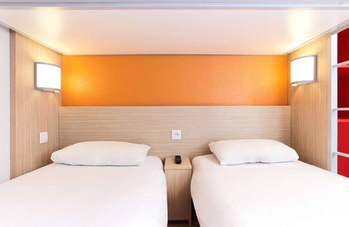La Couronne Hotel | Premiere Classe Angouleme Sud-La Couronne
