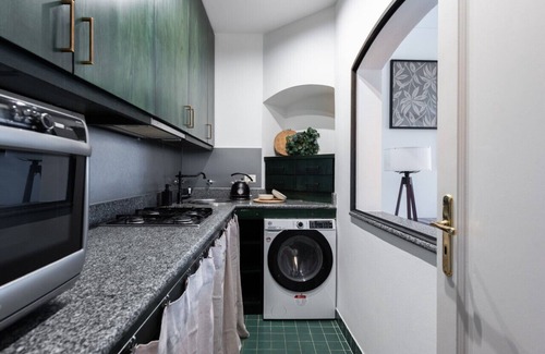 Mala Strana Apartment | Premium 3BDR Retreat Steps from Charles Bridge