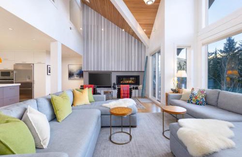 Whistler Village House | Premium 4-Bedroom Chalet