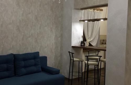 Mariupol Apartment | Premium Apartment in Paris style