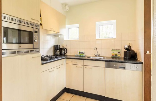 Municipality of Emmen House | Premium Cottage für 8 Personen