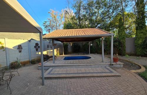 Parys House | President's Place