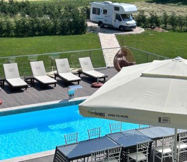 Niksic Municipality House | Prestige kuca za odmor