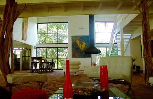 El Callejon House | PRESTIGE VILLA INTO A 80 ACRES PRIVATE PARK
