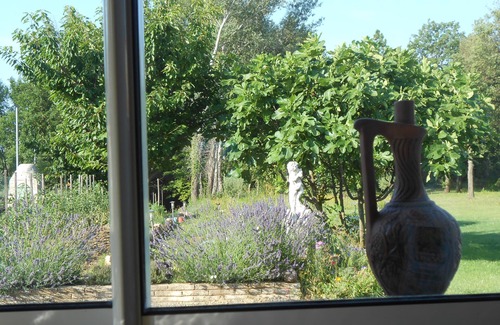 Aups Cottage | Pretty gîte (2 pers) open from May 15 to September 25
