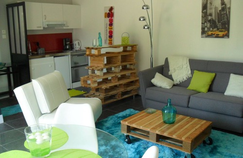 Merlimont Apartment | Pretty gîte in wooded grounds close to the beach