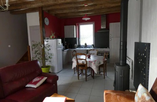 Buzancais House | Pretty holiday home "Gîte des Ecureuils"