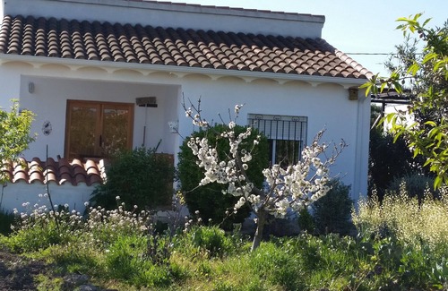 Cehegin Ski Chalet | Pretty house on the edge of historic Templar town. Rural location.