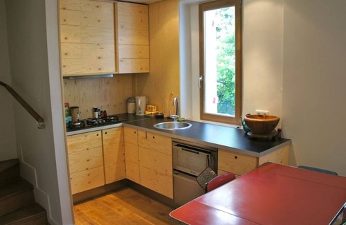 Amerique House | Pretty house very quiet hidden in the heart of the 19th - 20 minutes to center