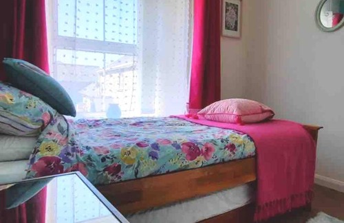 Neyland House | Pretty Neyland Cottage central to all attractions