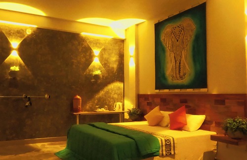Udunuwara Bed & Breakfast | Pretty Villa