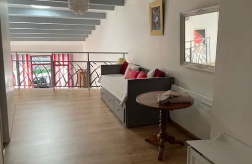 Vieu-d'Izenave House | Pretty village house
