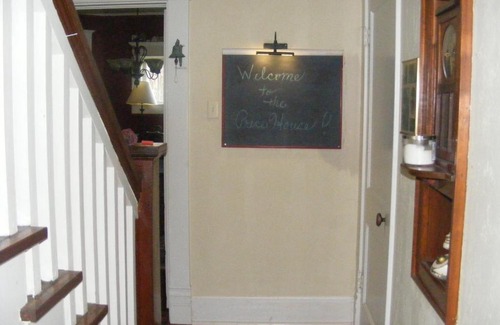 Glen Rose Bed & Breakfast | PriceHouseInn