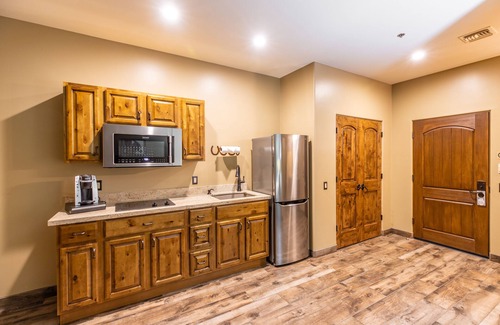 Cave Creek Hotel | Prickly Pear Inn