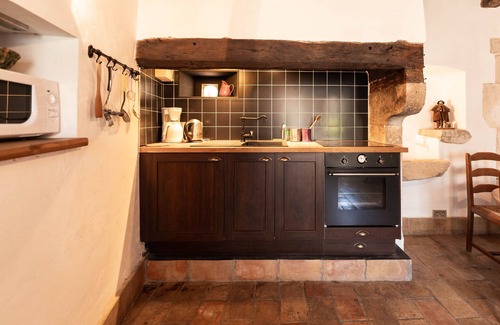Goudargues Bed & Breakfast | Prieuré d'orniols