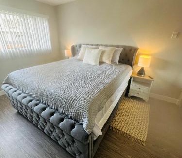 Ocean Park Apartment | Prime Beach Apartment I Free Parking