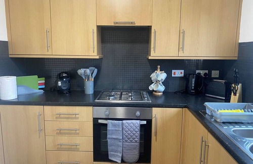 Rosyth Apartment | Prime Commuters Choice Award by Three Bridges Apartments