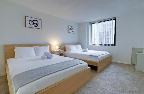 Crystal City Apartment | Prime Crystal City Location Apartment Near Airport