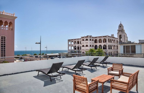 Puerta de Tierra Apartment | Prime Locale near Historic Old San Juan