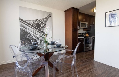 Norma Triangle Apartment | Prime Location 1 bedroom with Balcony & Pool