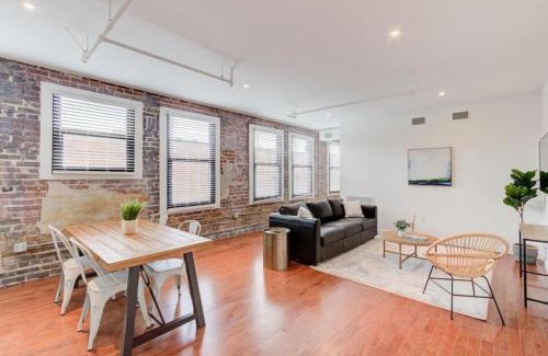 South Main Historic District Apartment | Prime Location - Modern Loft Right on S Main St!