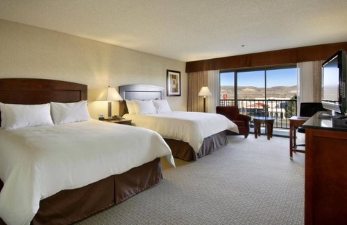 Elko Resort | Prime Location! Outdoor Pool, Parking, Pets Allowed, Near Ruby View Golf Course!
