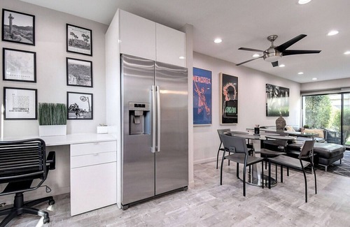 South Scottsdale Condo | Prime Old Town Scottsdale Location! Walk to Fashion Square and Old Town Shops!