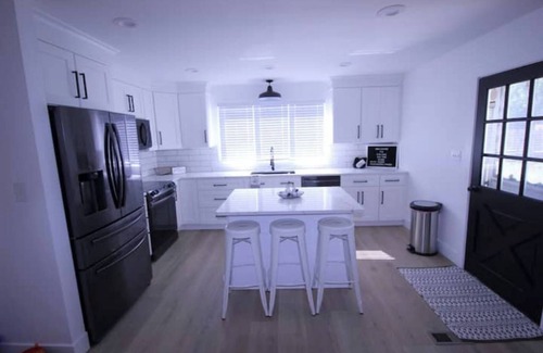 Hays House | Prime on the Nine