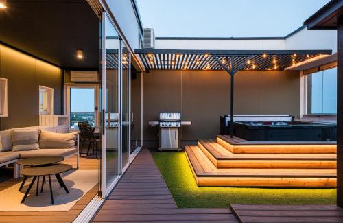 Pori Apartment | Prime Penthouse Central - jacuzzi and sauna