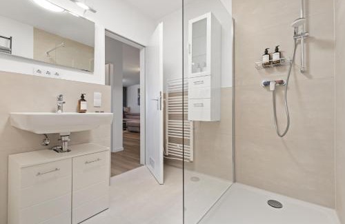 Lechhausen-Ost Apartment | Primero Relax-Home I 92qm Balkon Tiefgarage I A8-Fuggerei