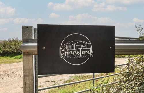 Sticklepath House | Primrose Lodge