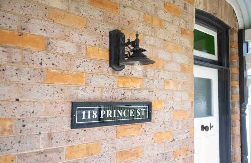 Orange House | Prince Street Cottage - 1890’s Edwardian Gem