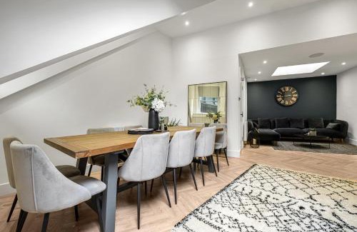 Newcastle-upon-Tyne Apartment | Princes Wharf, Stylish 2 Bed City Centre Apartment