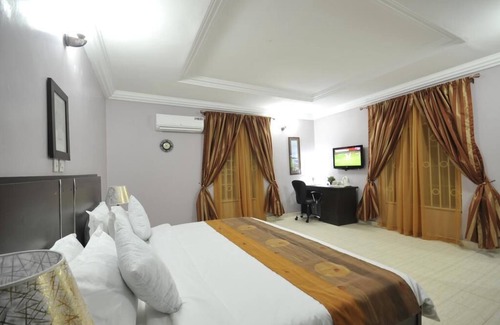 Calabar Hotel | Princeville Hotels