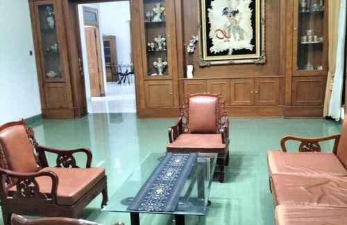 Srimulyo House | Pringgondani Homestay