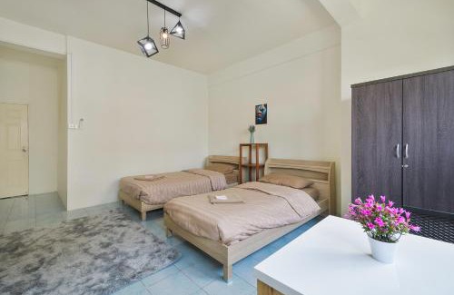 Khlong Toei Apartment | Prism House Thonglor- Affordable, Smart Stay in the Heart of Sukhumvit, Bangkok