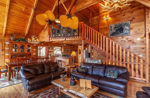 Vilas Cabin | Pristine Mountain Cabin near Valle Crucis